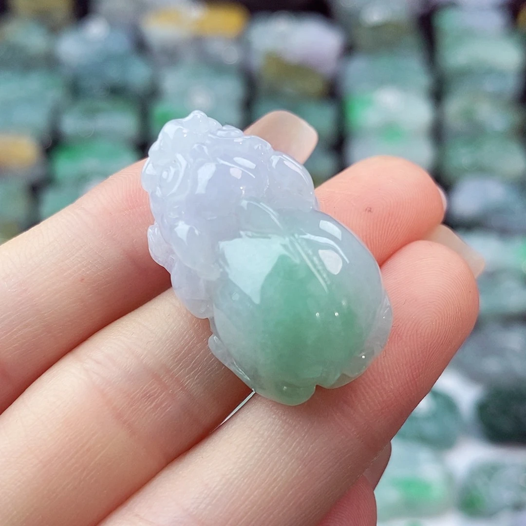 颈饰未镶嵌翡翠天然