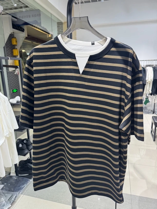 男女同款条纹短袖