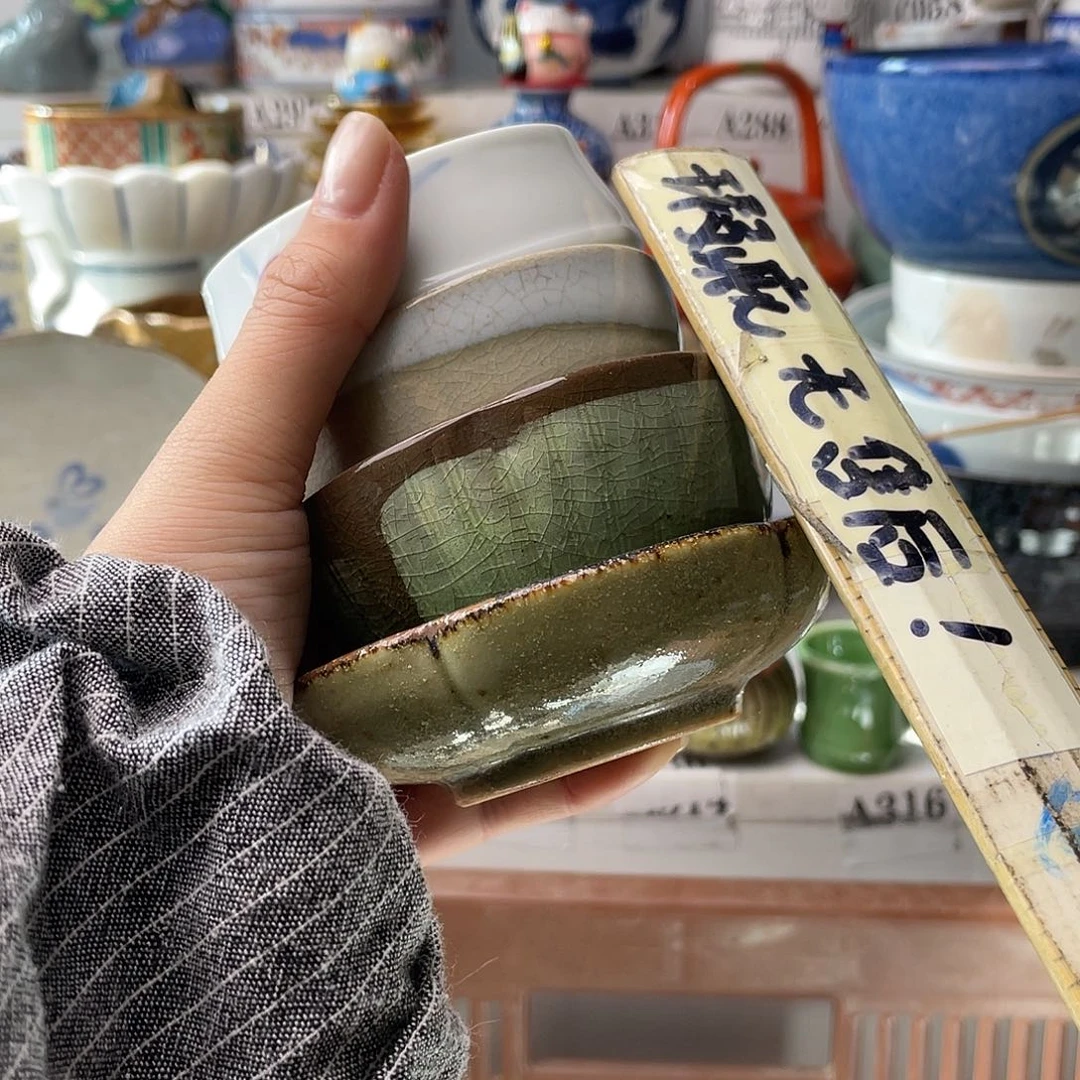 瓷片O****y哈哈哈我真的不喜欢这样笑