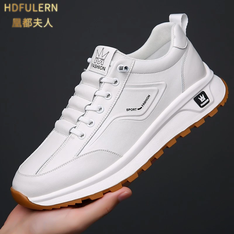 高档轻奢2025新款休闲皮鞋男士运动小白鞋防滑透气鞋厚底时尚男鞋
