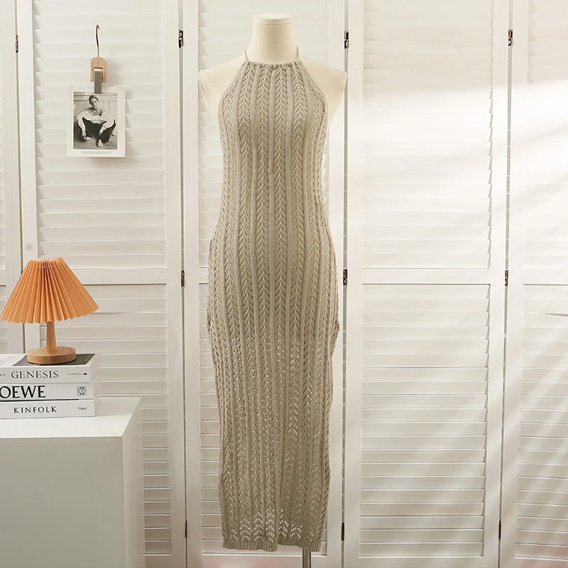 2025新款度假风镂空透视开叉包臀裙女夏装修身显瘦挂脖露肩连衣裙