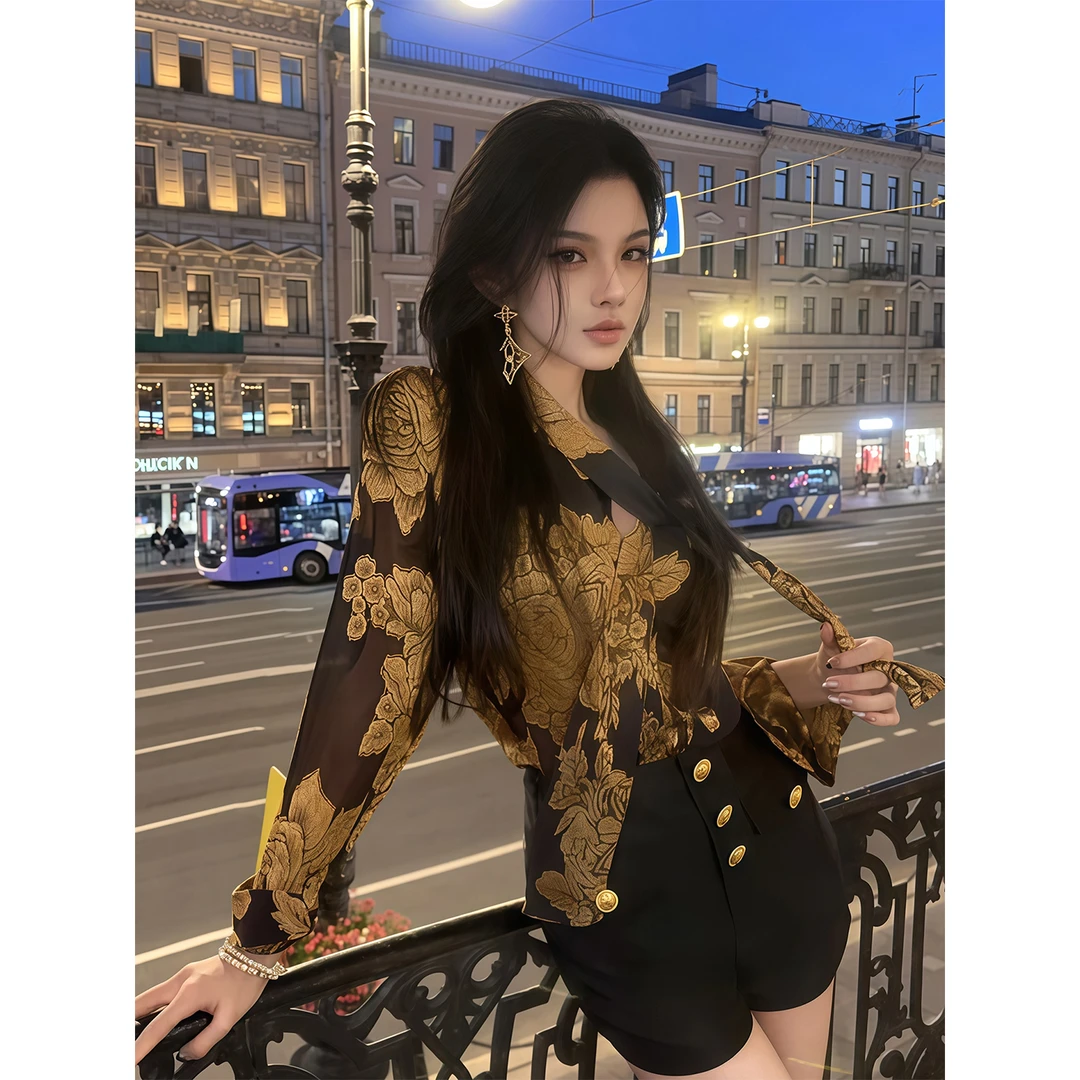 性感纯欲V领印花飘带长袖衬衫女早秋新款修身显瘦高级感短款上衣