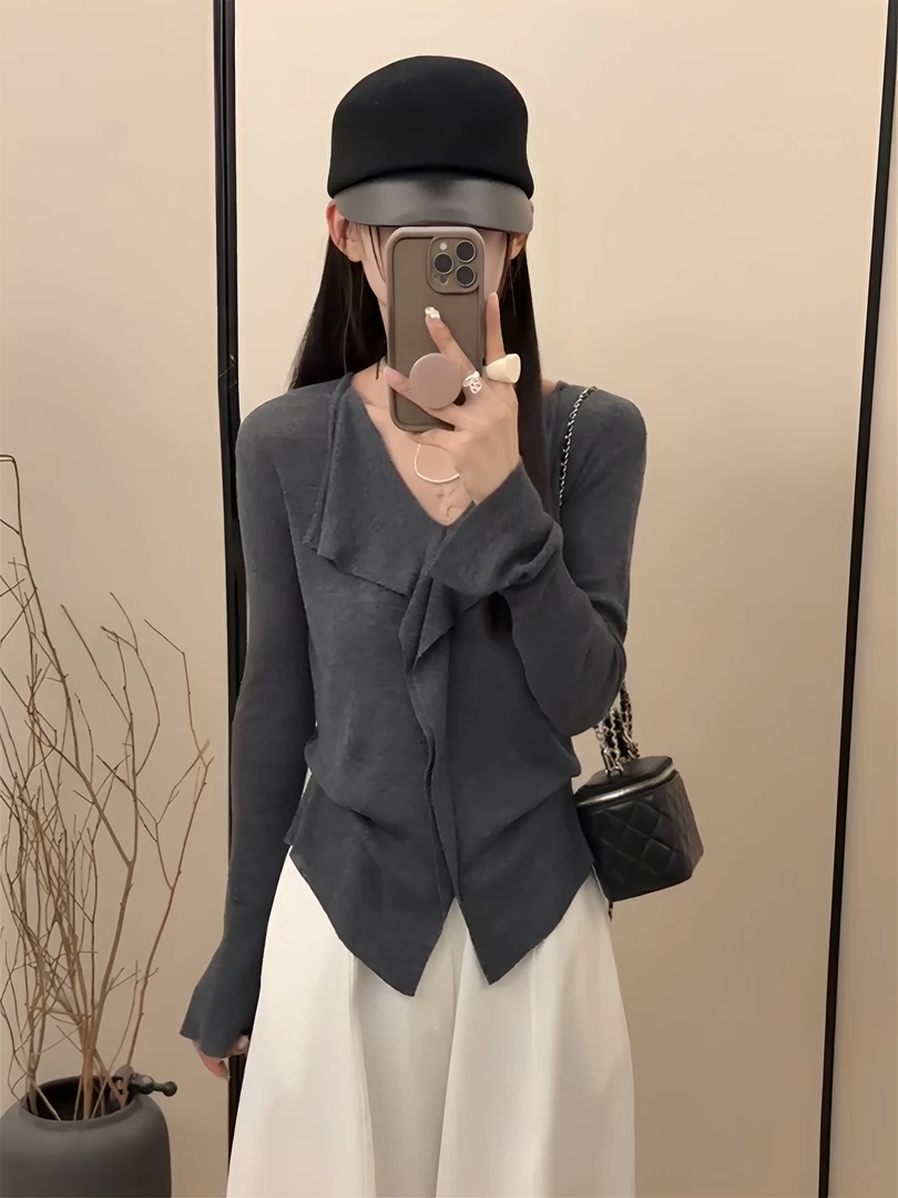 韩系荷叶边喇叭袖上衣女秋冬季新款长袖针织小衫设计感小众D1-35