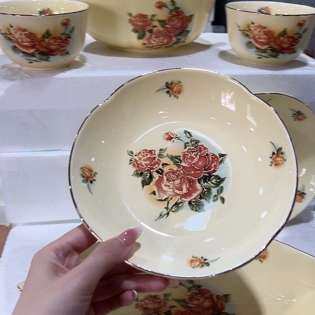 星博陶瓷有限公司