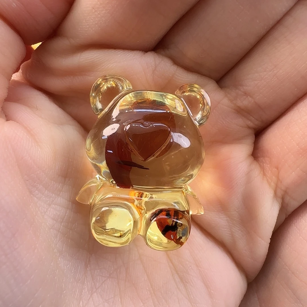 琥珀珠宝奇石未镶嵌念****?