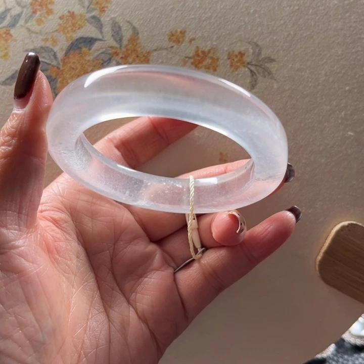 石英质玉未镶嵌手镯53-54福利不退不换