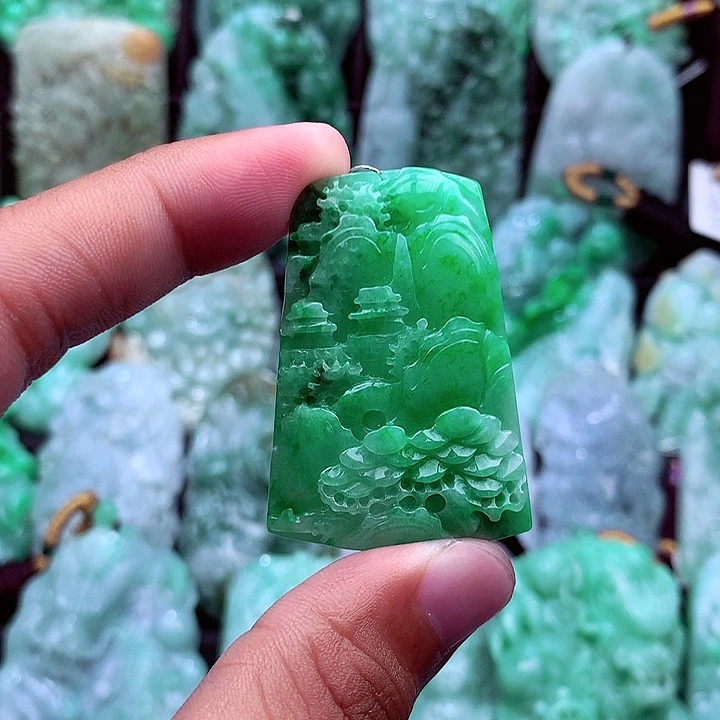 翡翠未镶嵌吊坠(不含链)