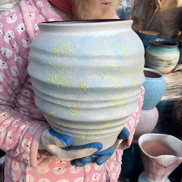 高度28厘米口径20厘米