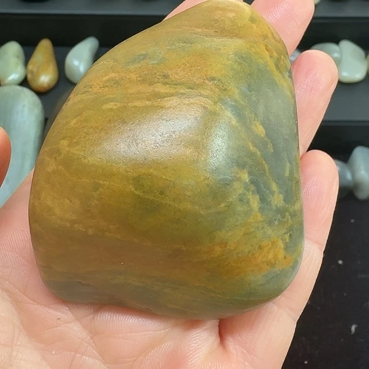 平***奇和田玉（糖玉）未镶嵌挂件