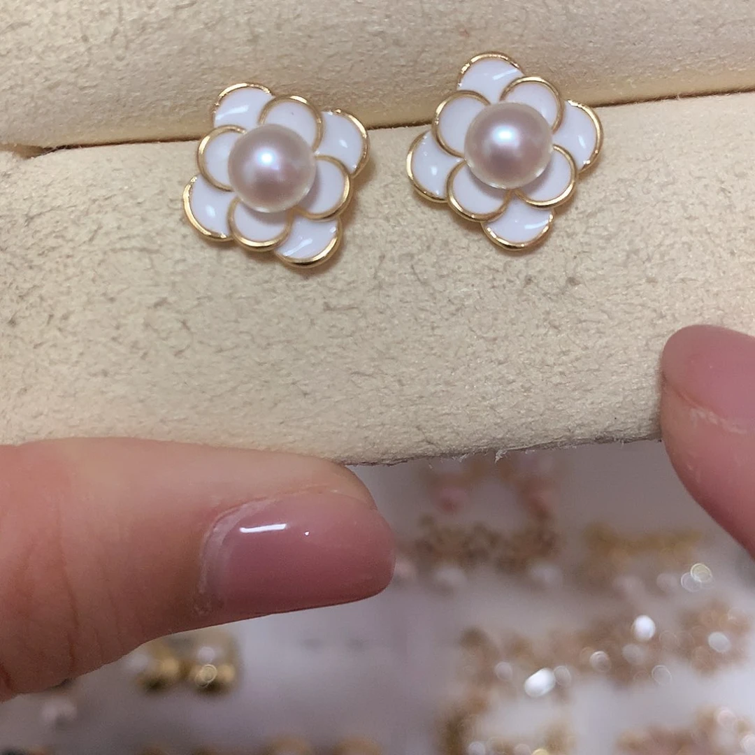 淡水珍珠耳饰合金