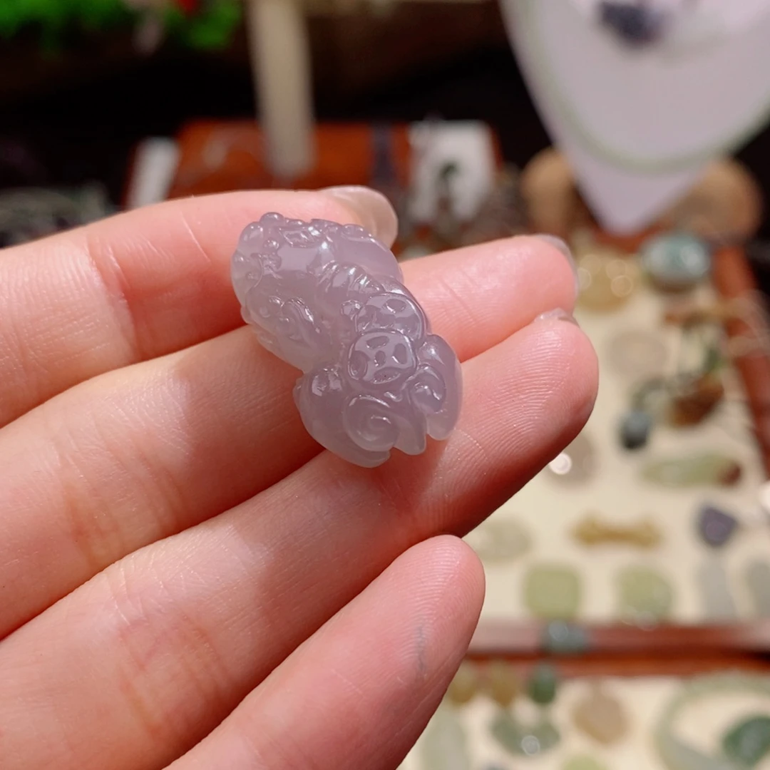 和田玉未镶嵌颈饰樱***?