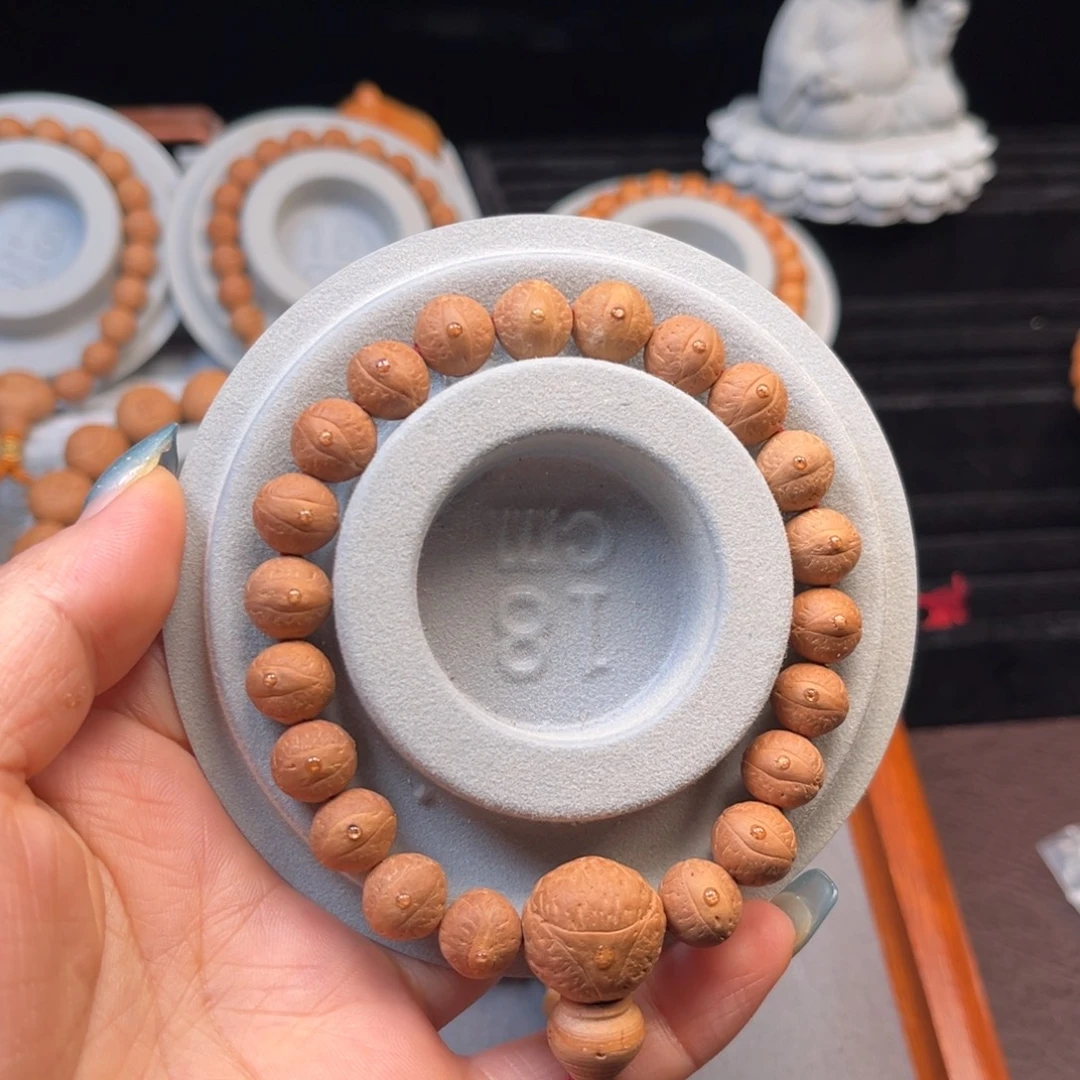 吊坠凤眼菩提10+矮壮玉华皮手串福利