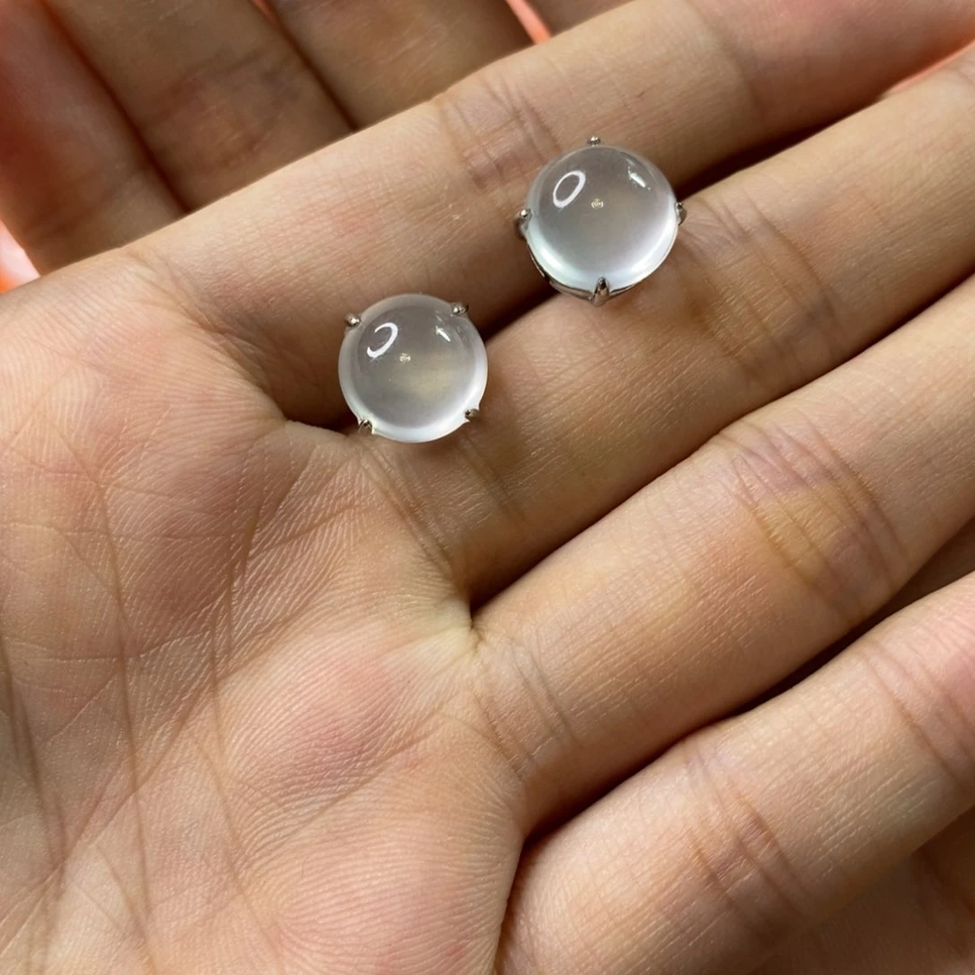 石英质玉耳钉银S925镶嵌大****）