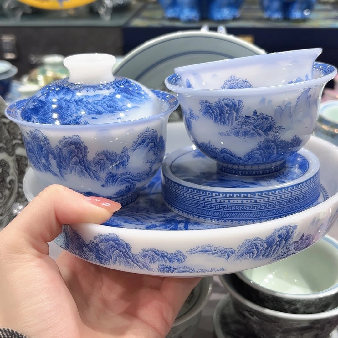 瓷片景德镇瓷器精品陈列