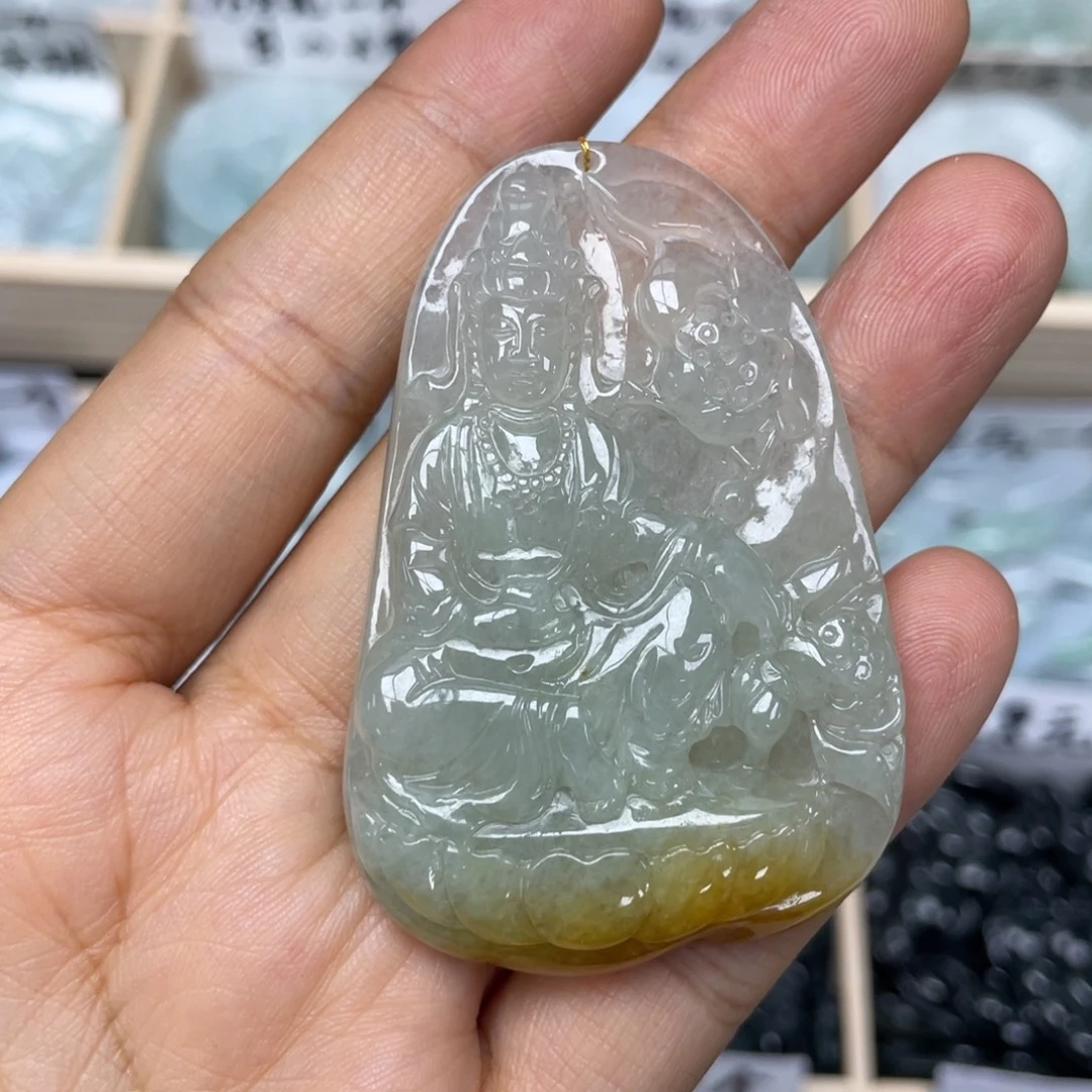 翡翠未镶嵌颈饰大势至