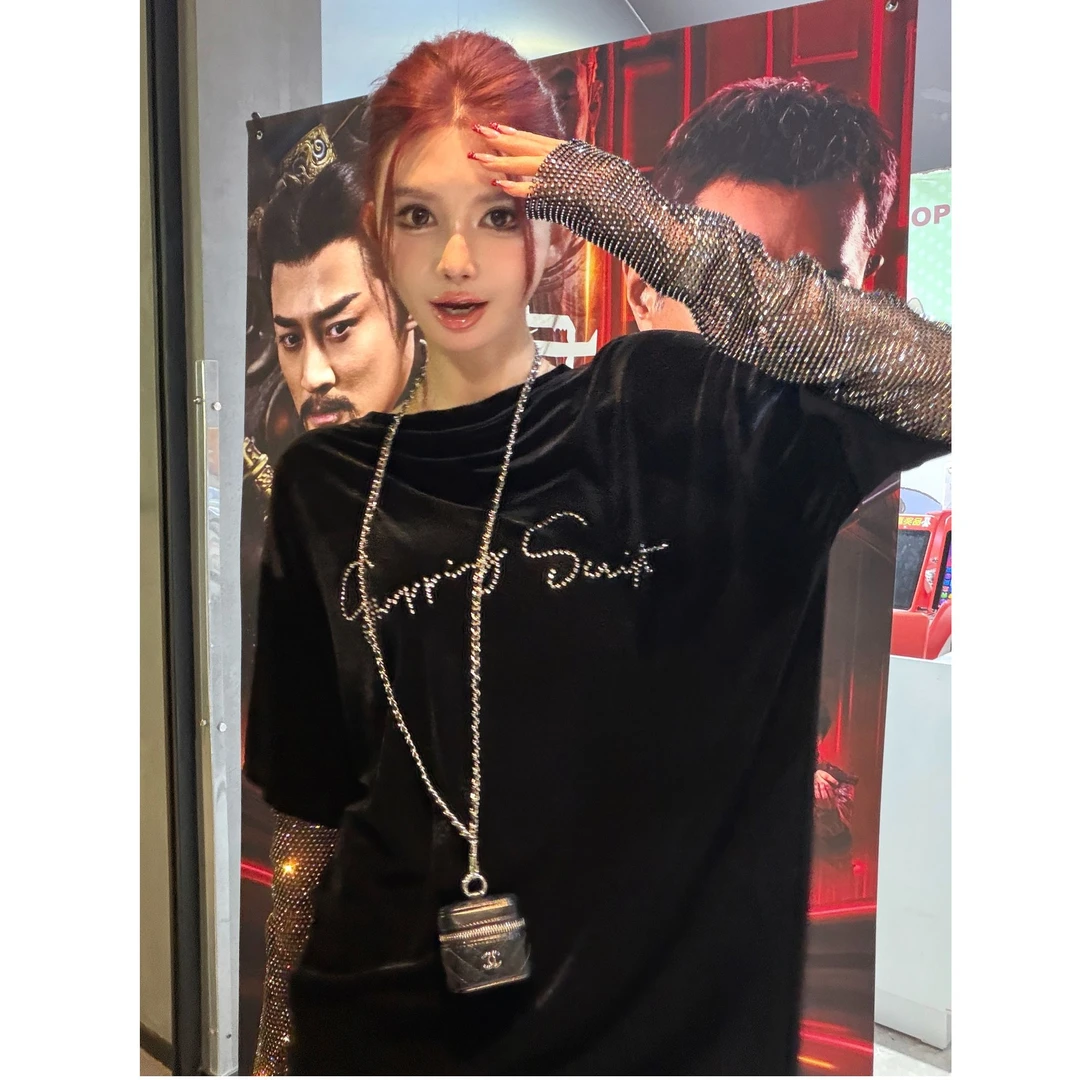 婉君Q【反转地球】“韩国绒”正反穿”巨闪网钻假两件上衣LWJ26A1T0005