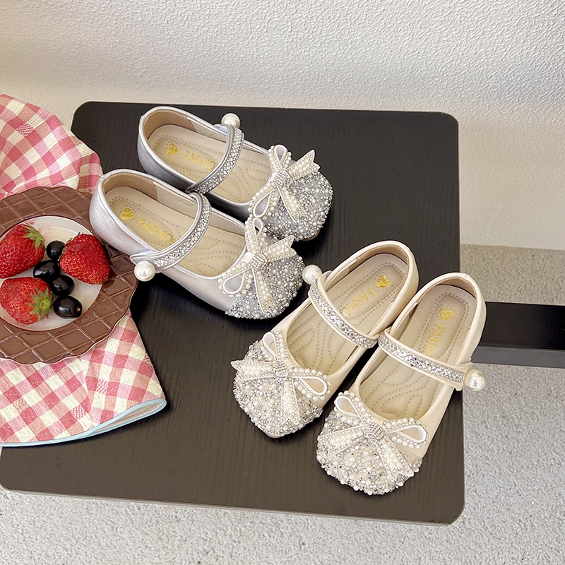 女童公主鞋春夏新款儿童皮鞋小女孩小公主银色单鞋软底水晶鞋