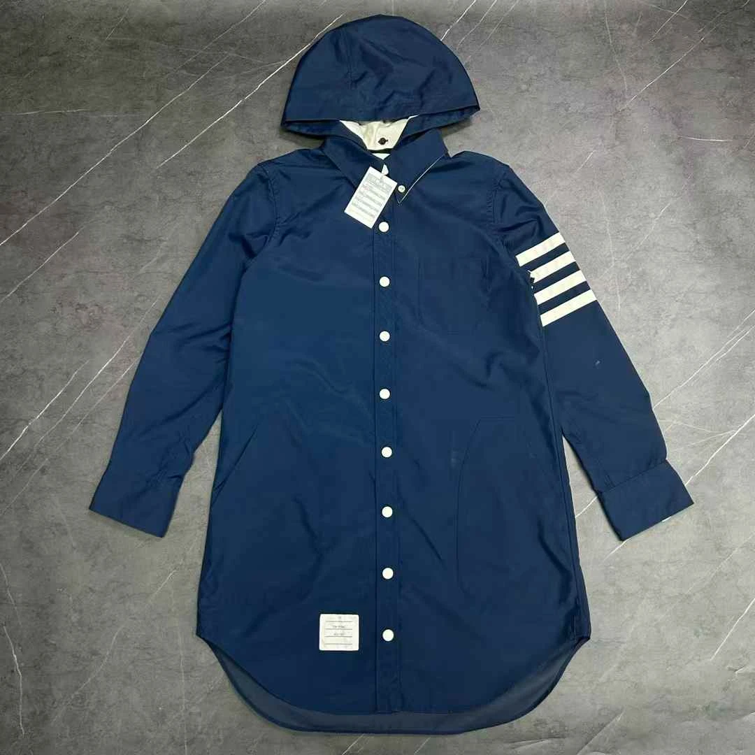 99新 THOMBROWNE 葡萄籽奢潮/THOM BROWNE深蓝色长风衣/40码