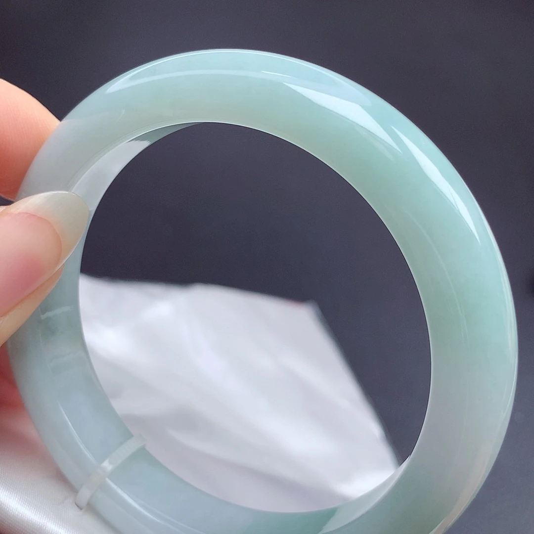 翡翠未镶嵌手镯58圈口