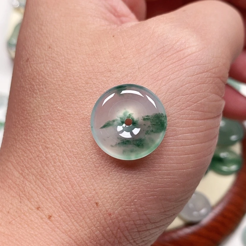 【闪购商品】翡翠未镶嵌吊坠(不含链)