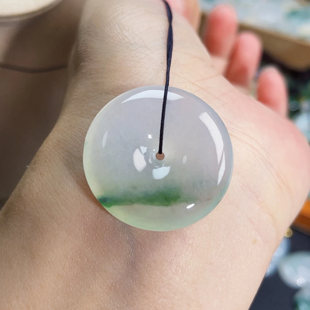 颈饰未镶嵌翡翠吊坠