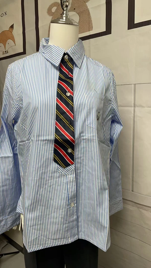 运动休闲舒适连帽开衫卫衣