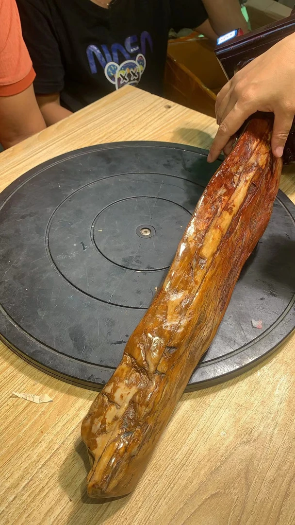 精美树化玉摆件2025119