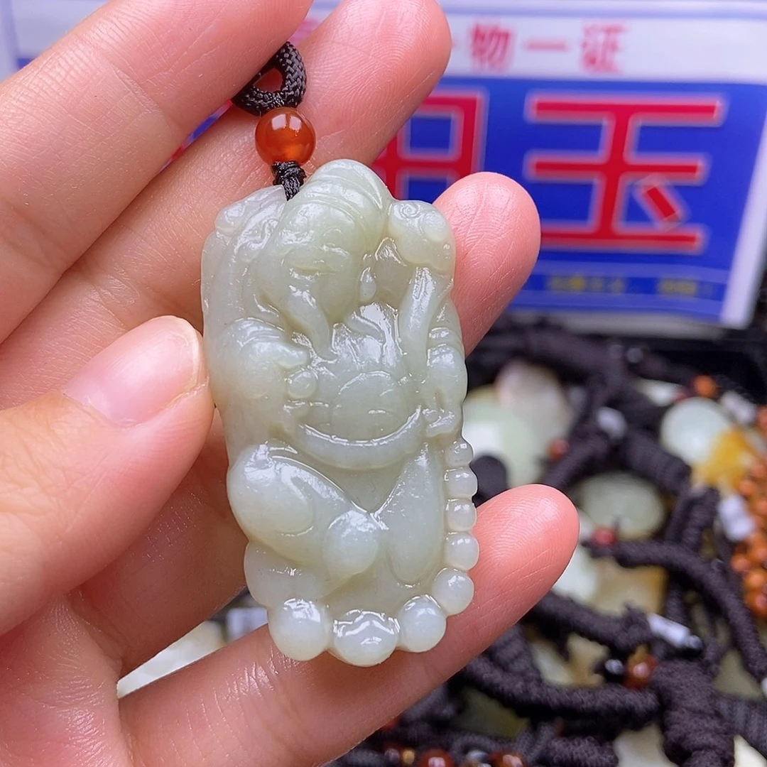 颈饰未镶嵌和田玉