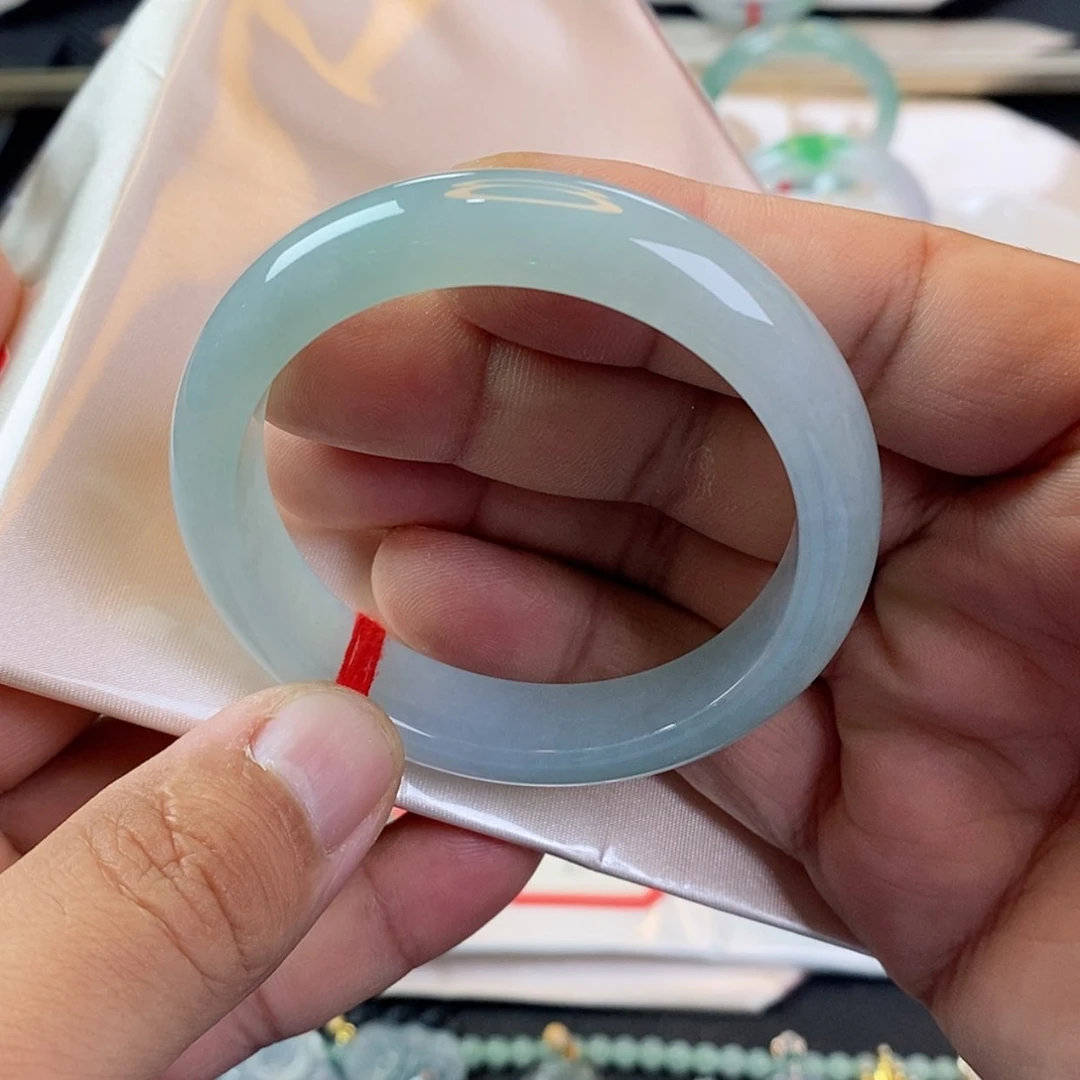 【闪购商品】未镶嵌手镯翡翠