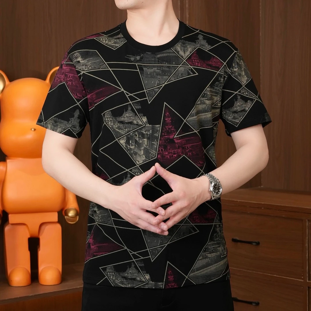 2025夏季男士圆领短袖上衣薄款潮流修身百搭时尚轻奢高品质帅气