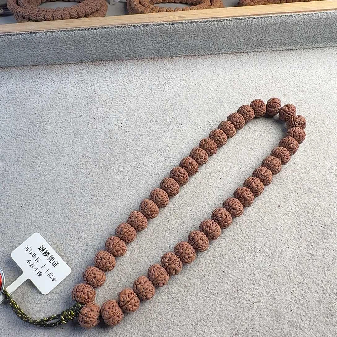 吊坠金刚菩提9.9毕业老树王