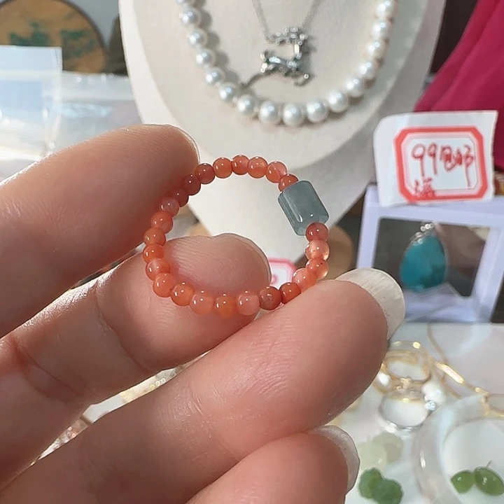 雨***涵南红玛瑙未镶嵌戒指