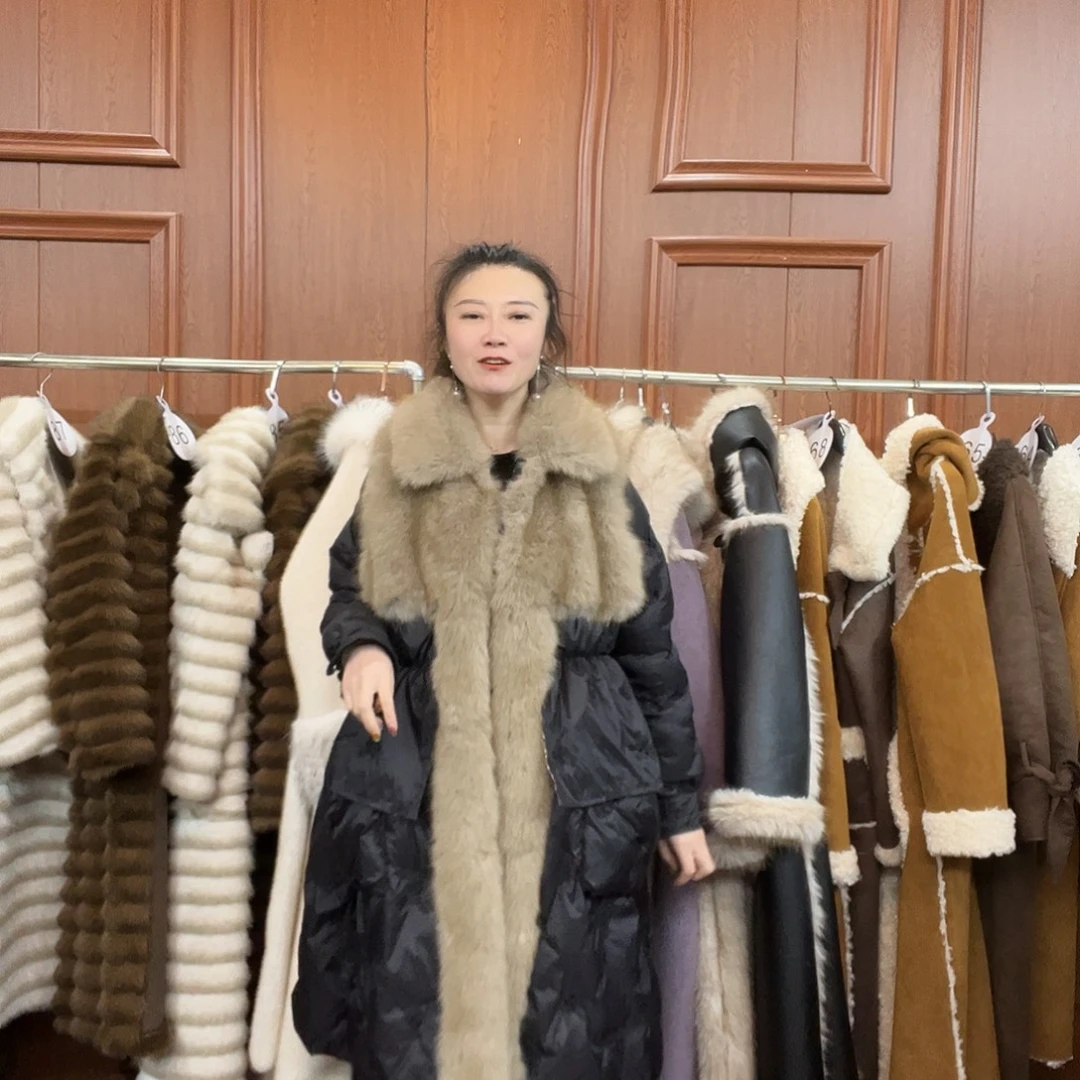 黑色女装外套搭配