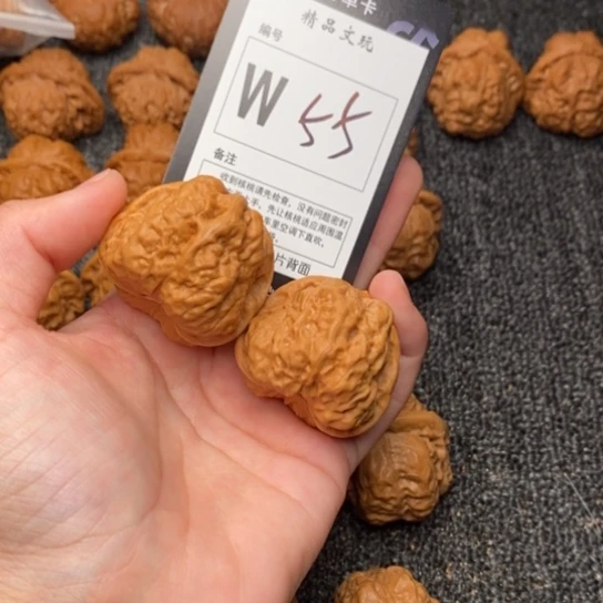 吊坠桃核我是第一百39