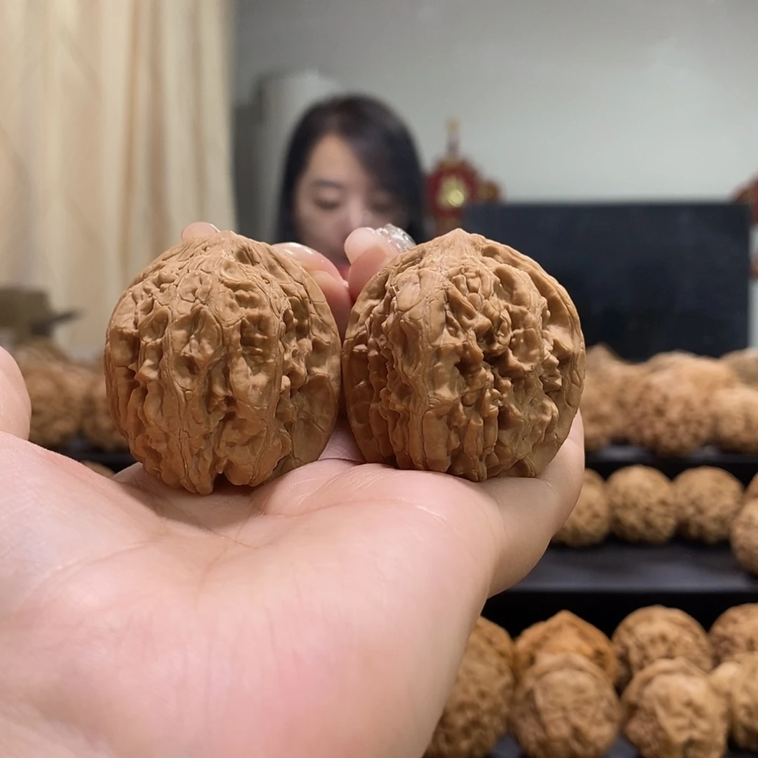 把件文玩核桃38牡丹纹