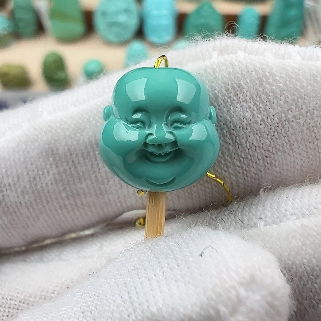 绿松石配饰未镶嵌