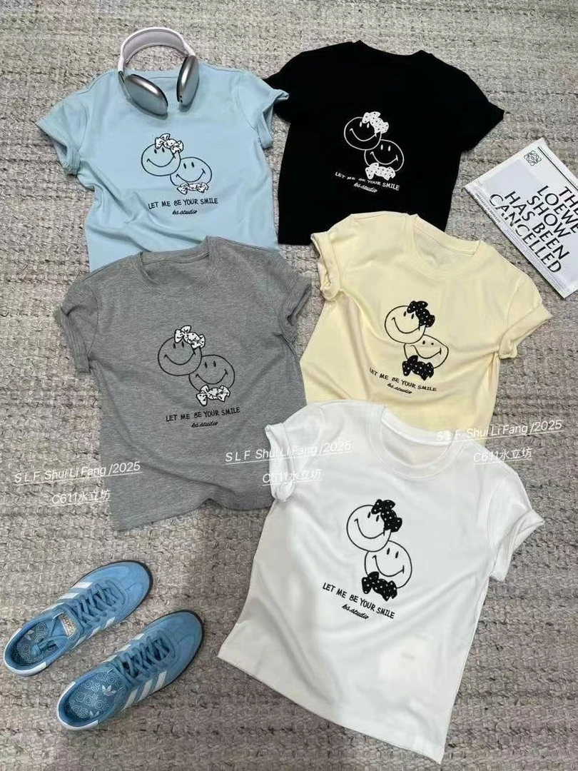 KK家福利款 水立坊重工刺绣笑脸纯色圆领卡通百搭修身小众