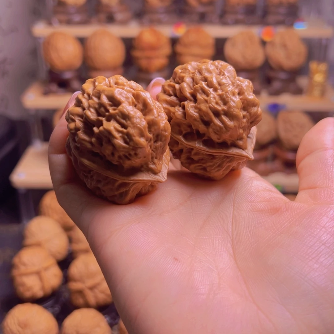 疯***子把件桃核上古蛤蟆头H7