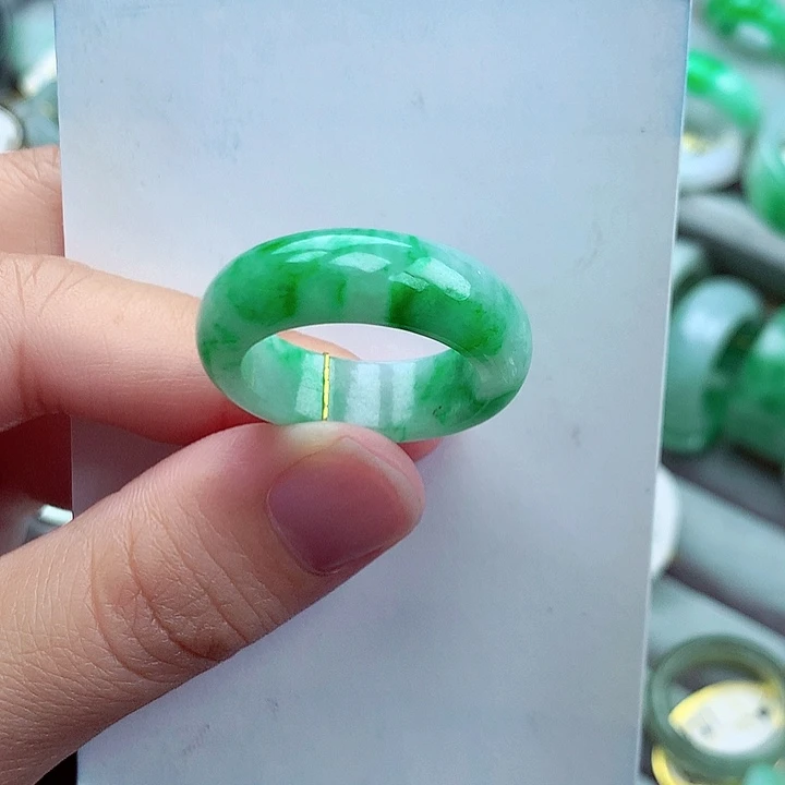 翡翠未镶嵌戒指22.23号