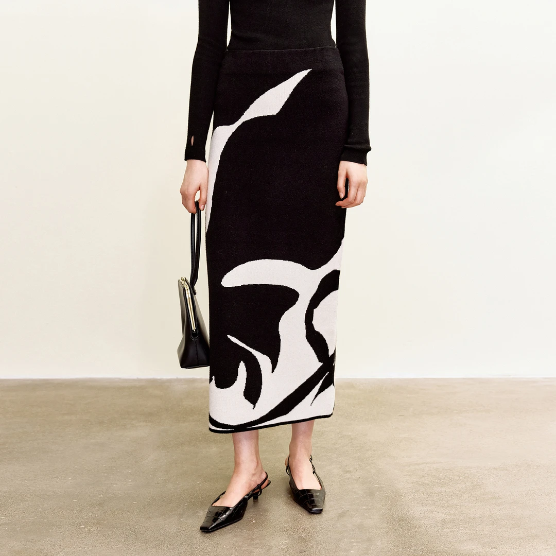 LYNEE 花与蝶提花高腰直筒显瘦半身裙女秋冬 LGD2EAK009