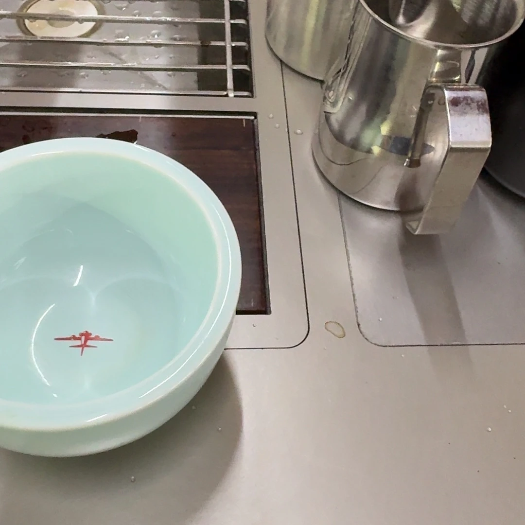 全新轰炸机泽田蓝