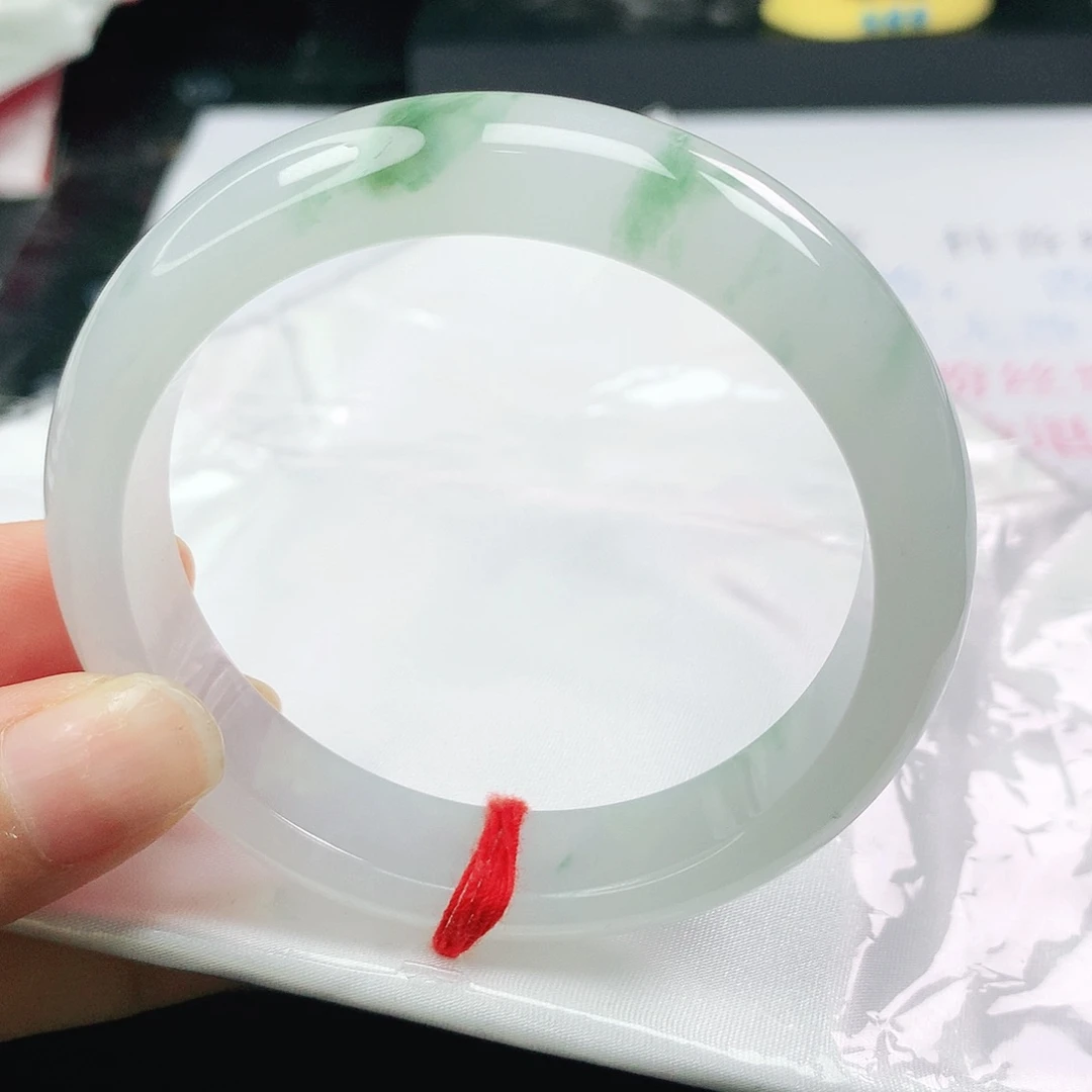 翡翠未镶嵌手镯正