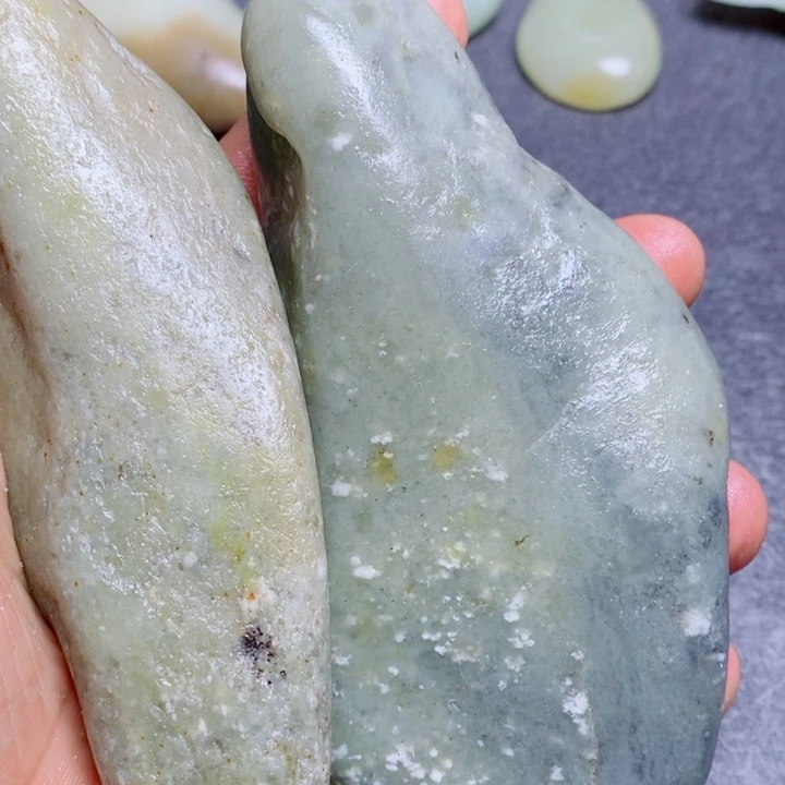 和田玉未镶嵌珠宝奇石