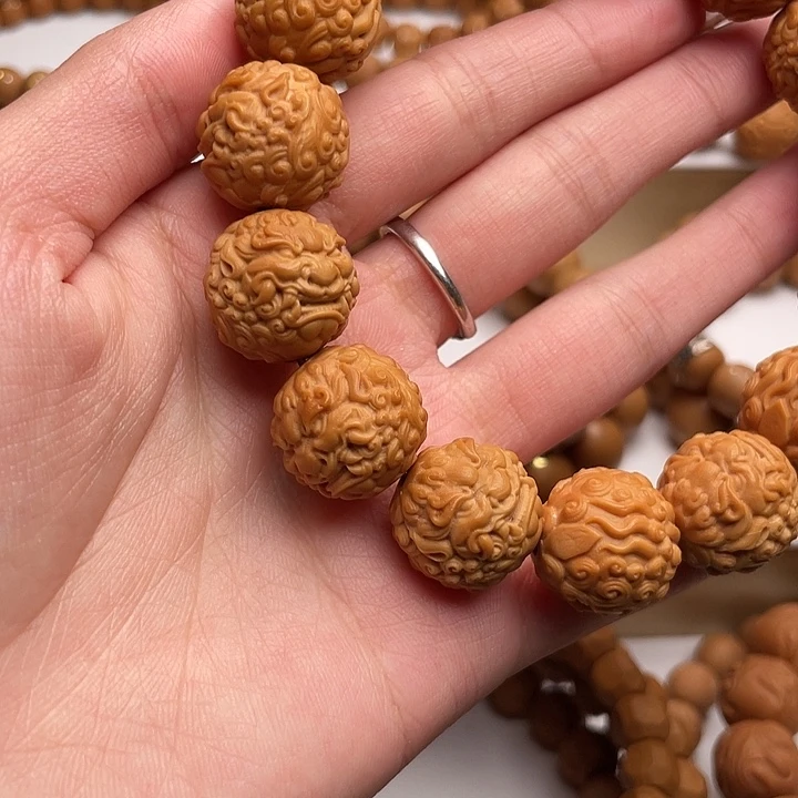 情***歌吊坠猴头核桃全品大唐狮毕业级