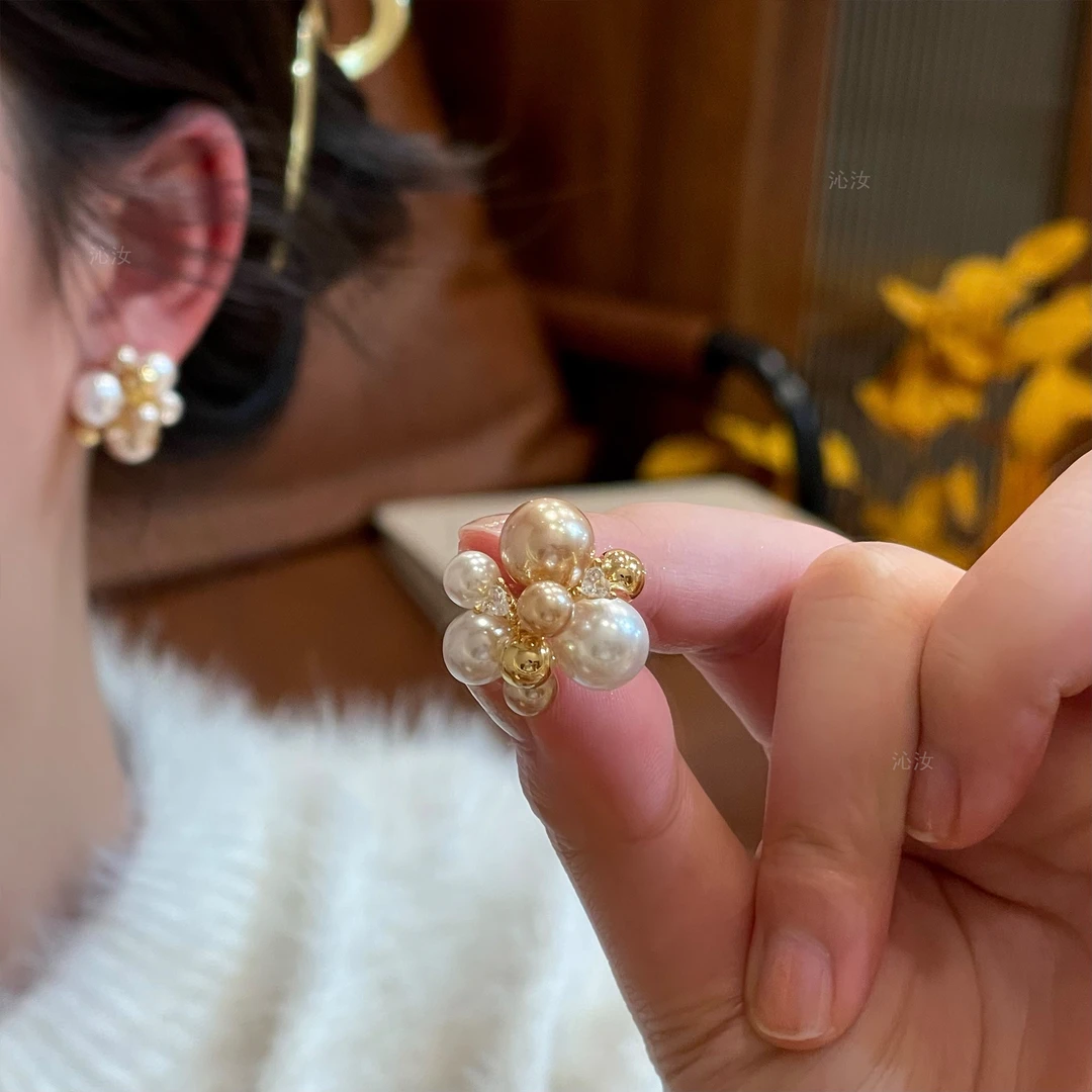 【沁汝饰品】FQ846珠珠拼接花朵耳钉法式复古轻奢