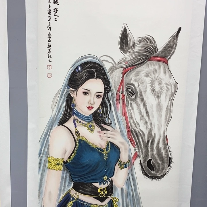 手绘作品等多种形式进行