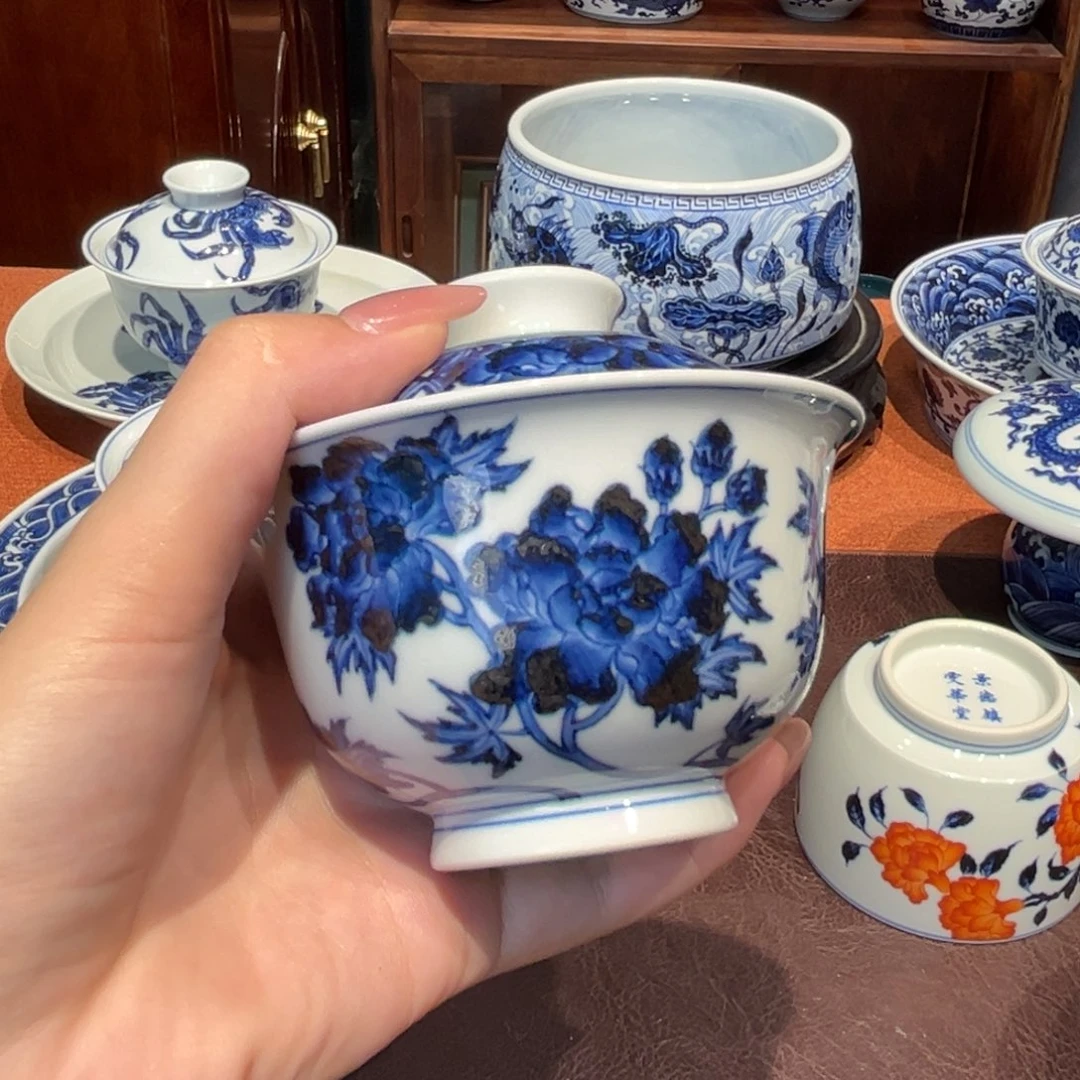 青花雯华堂手绘盖碗