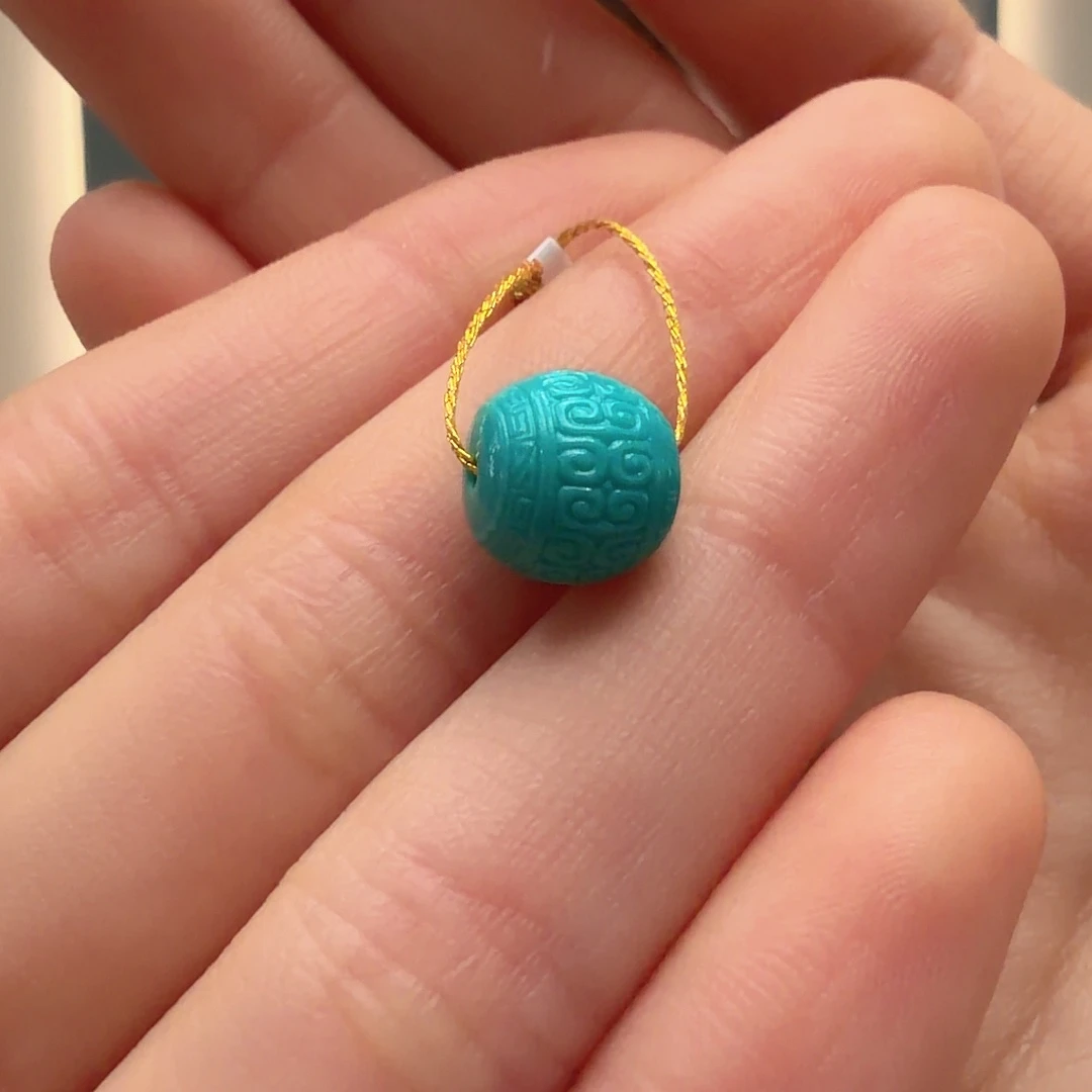 绿松石未镶嵌颈饰