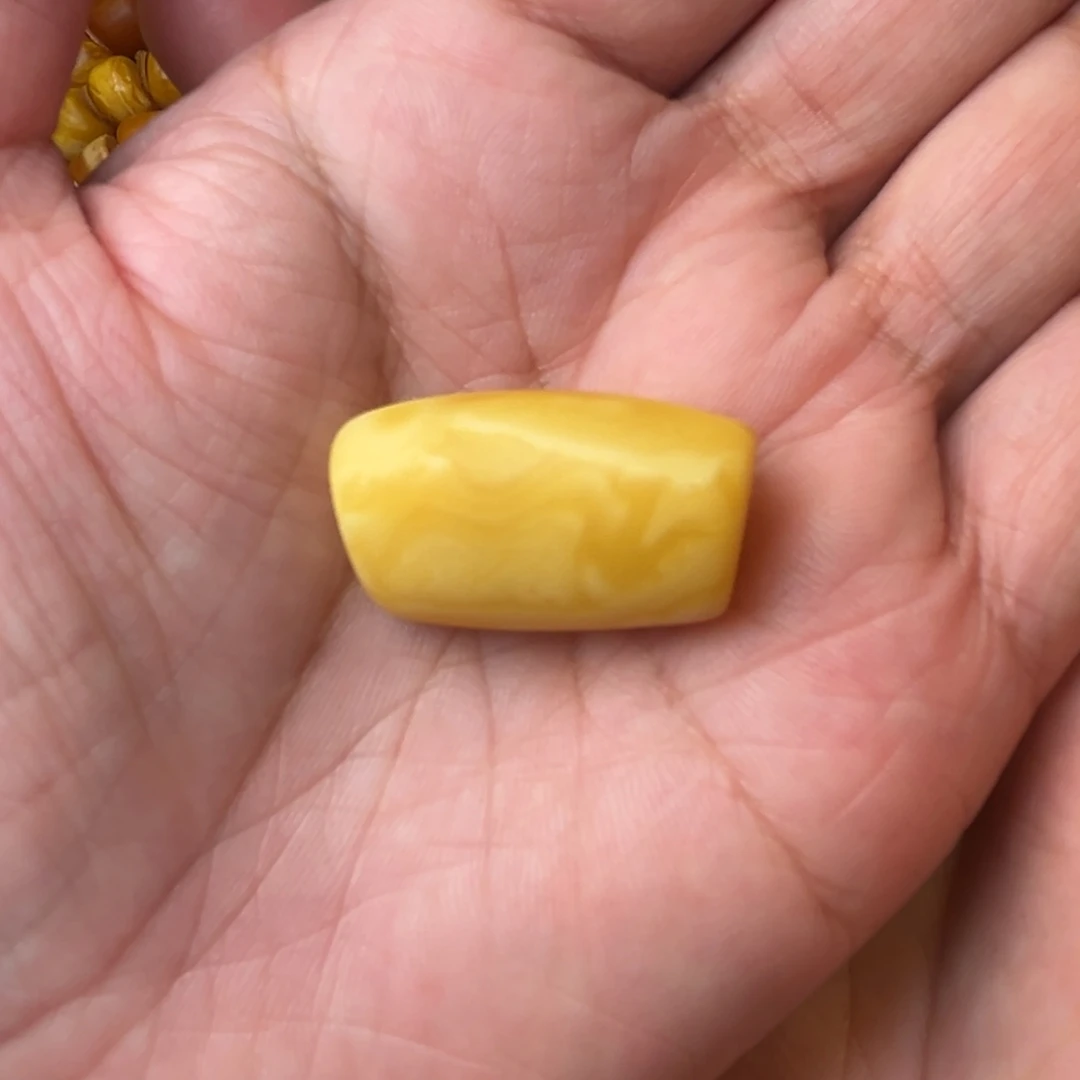 蜜蜡未镶嵌吊坠(不含链)