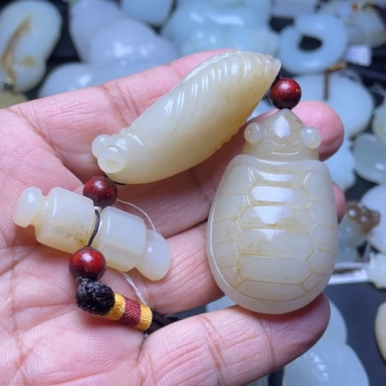 未镶嵌和田玉挂件